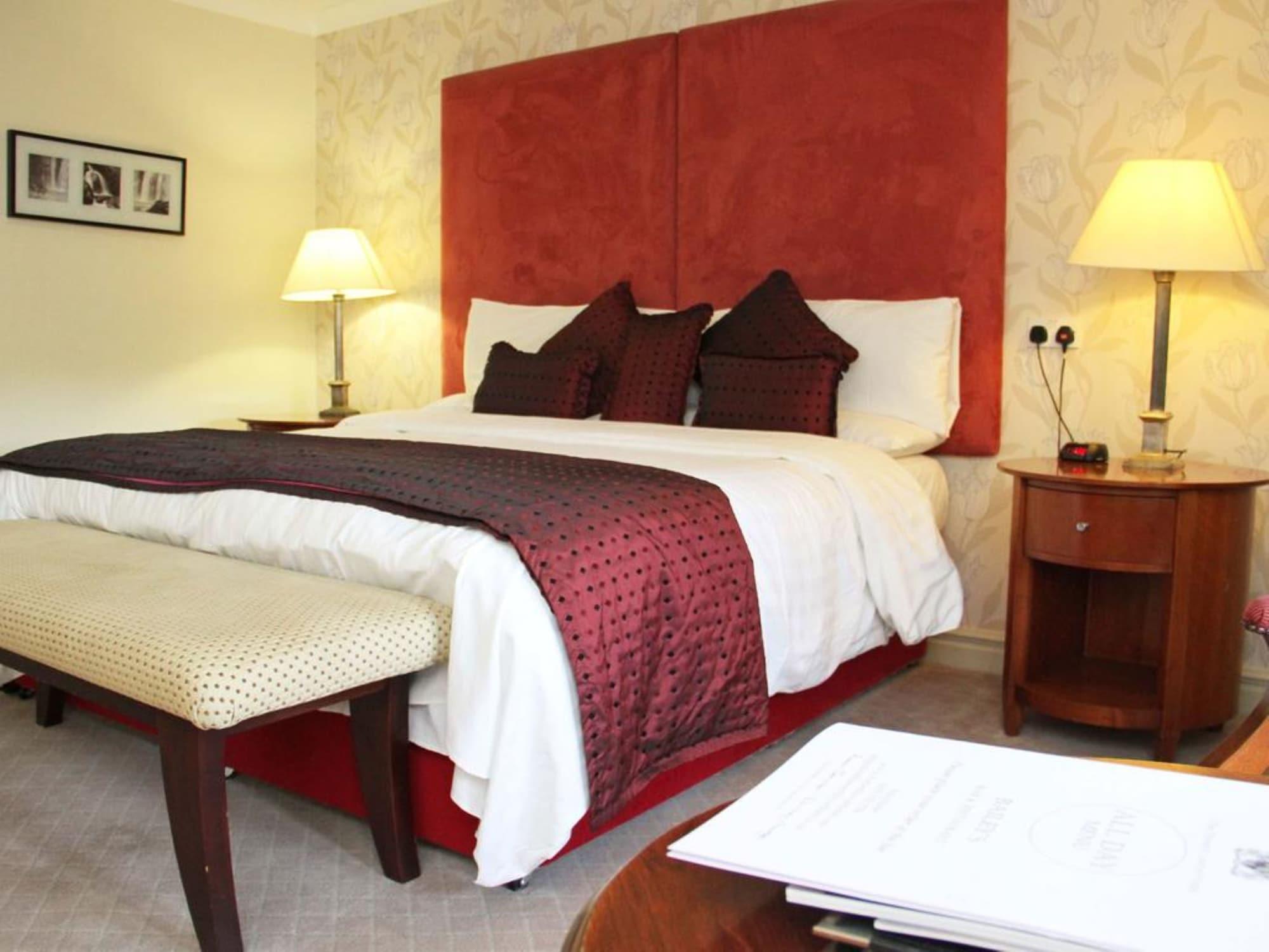 Honest Lawyer Hotel Дарем Экстерьер фото