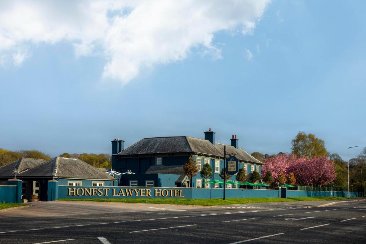 Honest Lawyer Hotel Дарем Экстерьер фото