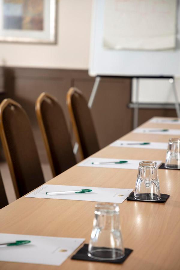 Honest Lawyer Hotel Дарем Экстерьер фото