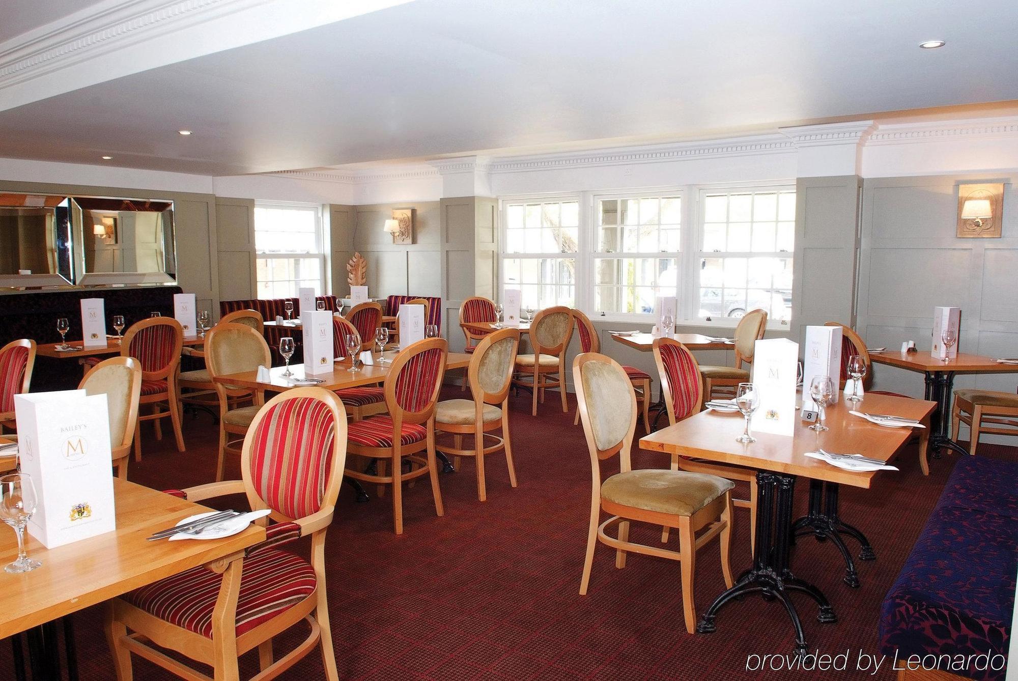 Honest Lawyer Hotel Дарем Ресторан фото