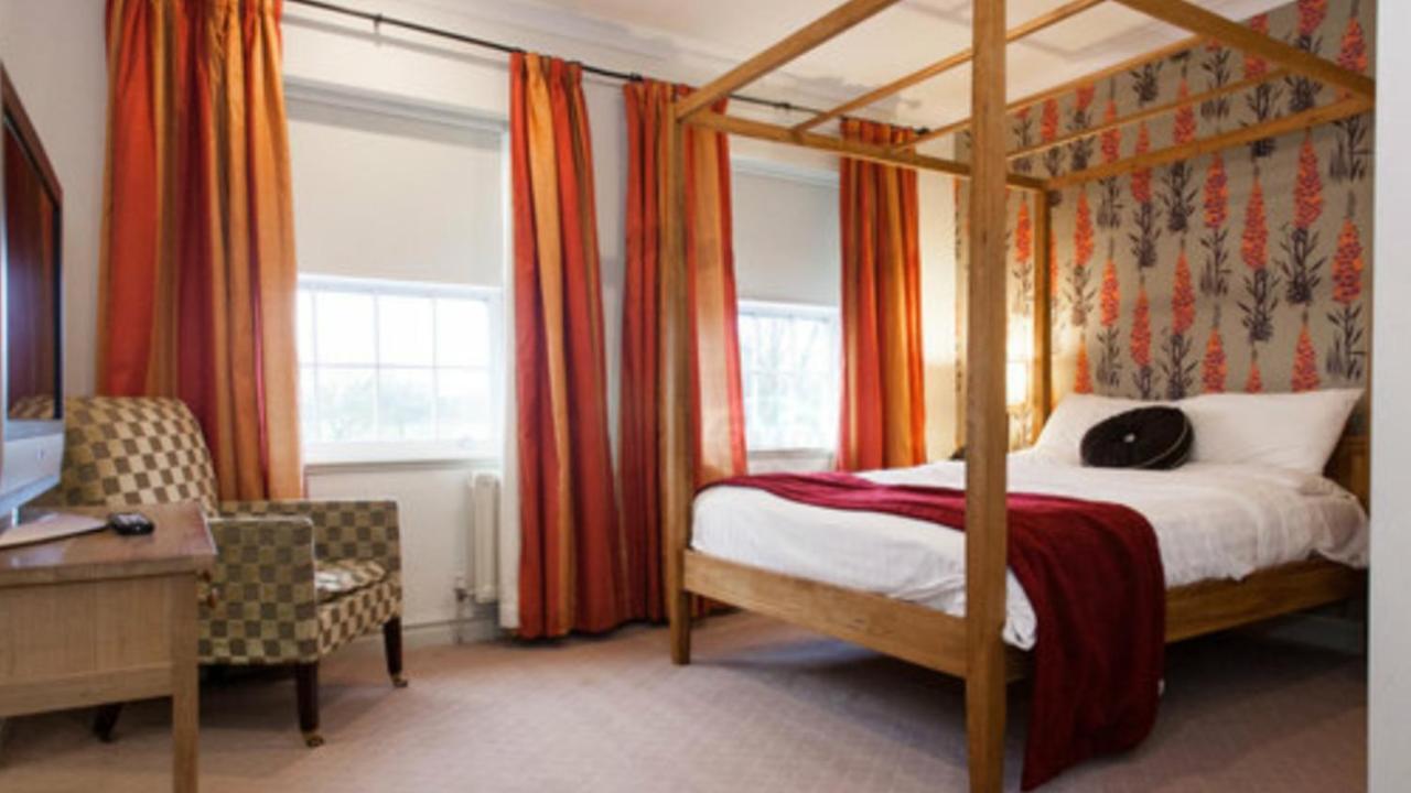 Honest Lawyer Hotel Дарем Экстерьер фото